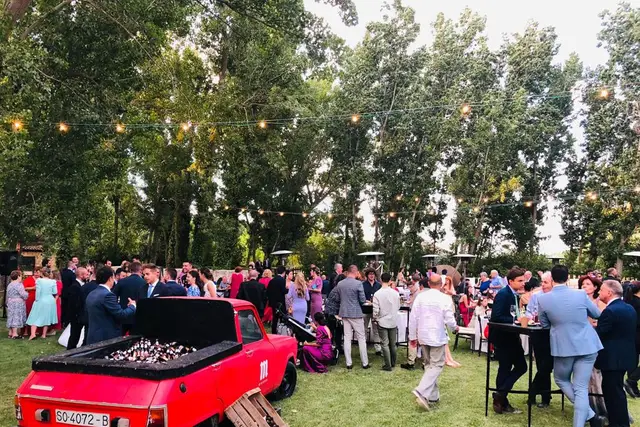 Cóctel en los jardines del Molino